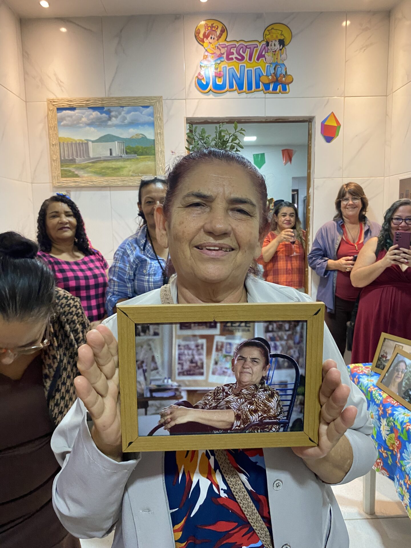 Zezé Parteira recebe sua fotografia